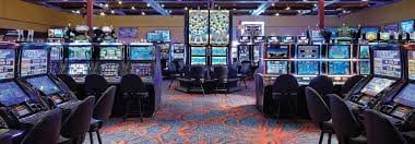 Antarmuka permainan CQ9 di aaa slot dengan pilihan slot video dan live dealer